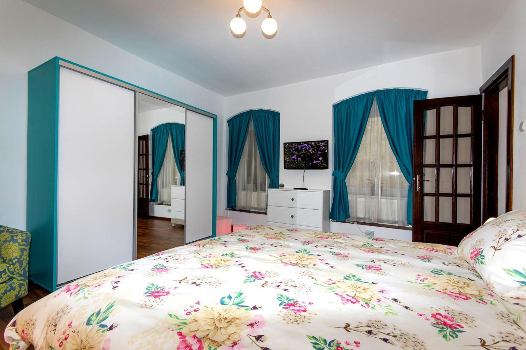 John Residence Apartment Brasov With Parking Option Exterior foto