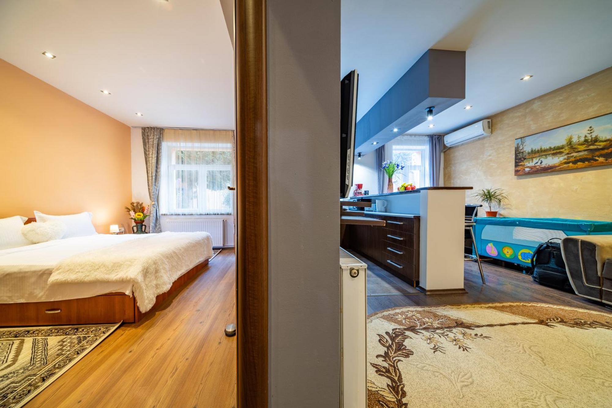 John Residence Apartment Brasov With Parking Option Exterior foto